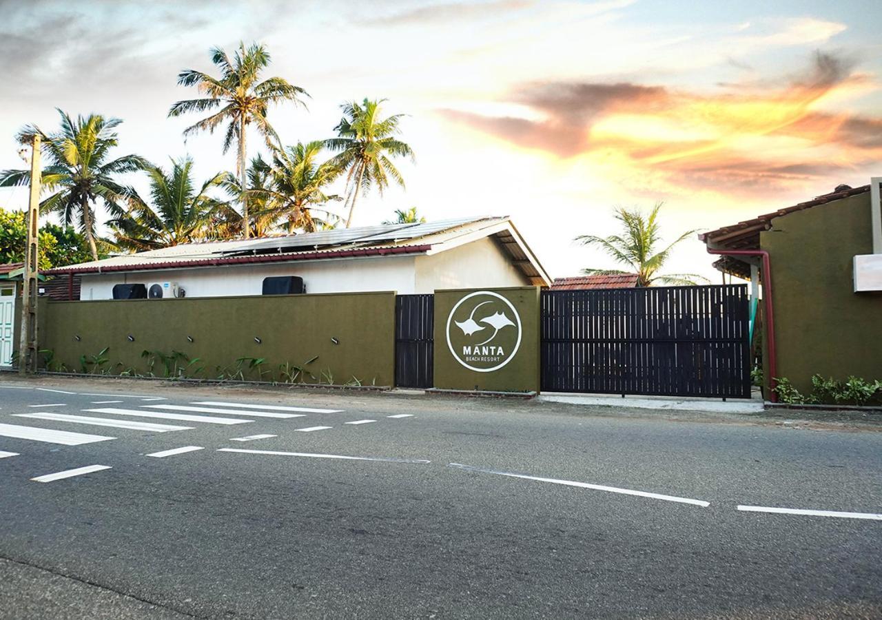 Manta Beach Resort & Ayurvedic Wellness Centre Bussa Exteriör bild